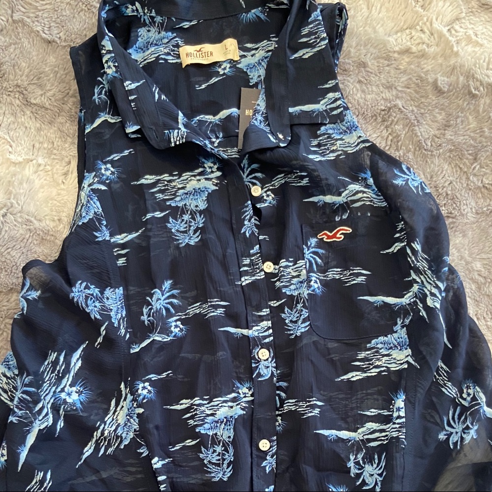 🌴 Hollister Button Down Sleeveless Blouse 🌴